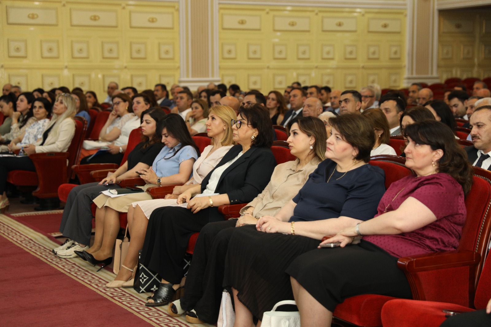 Ali təhsil müəssisələrinin rəhbər heyəti və məsul şəxsləri üçün təlim keçirilib - FOTO+VİDEO